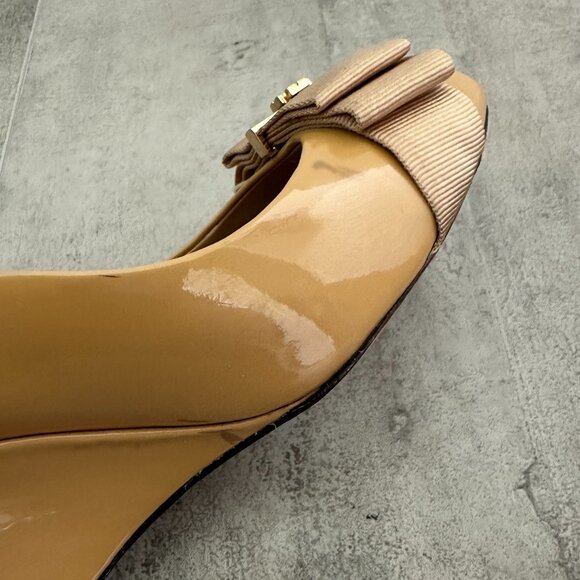 Tory Burch Trudy Peep Toe Patent Leather Wedge Size 7 - Picture 8 of 15